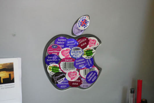 apple_sticker_mac.jpg