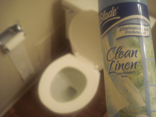 Visual of Clean linen toilet spray