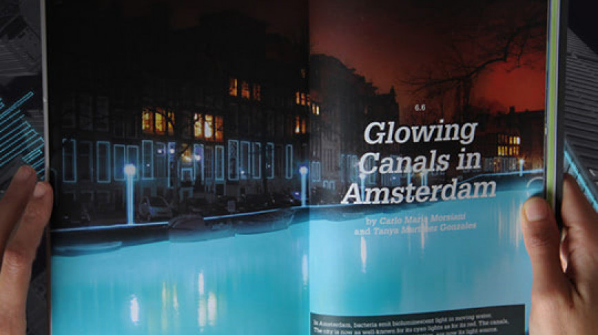 Visual of Amsterdam's Canals by Bacterial Light