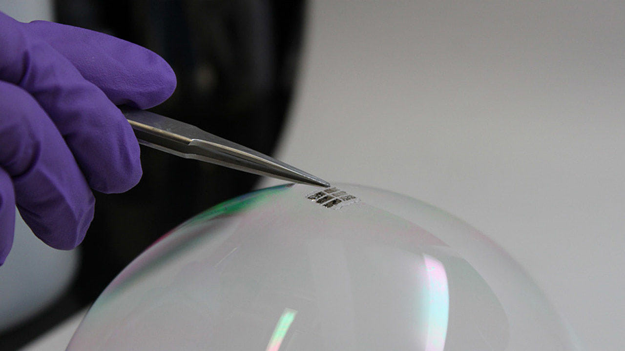 Visual of The Lightest Solar Cell Ever Made