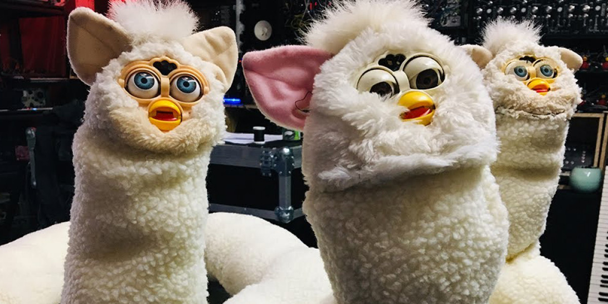 Behind an Interactive Toy Phenomenon: What Makes Furbies Tick – Global Toy  News